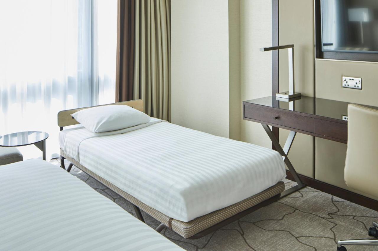 London Marriott Hotel Canary Wharf Exteriér fotografie A single bed