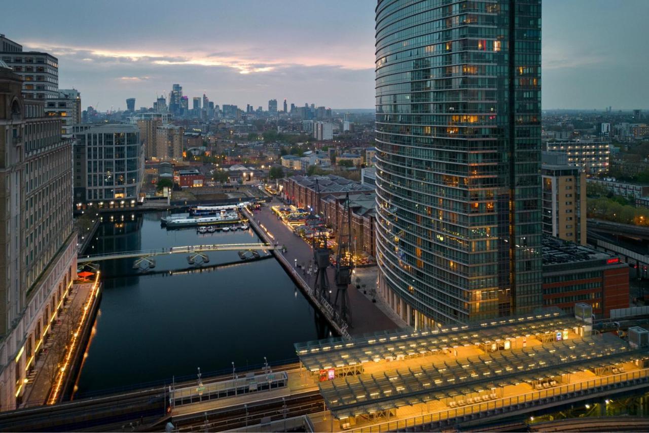 London Marriott Hotel Canary Wharf Exteriér fotografie The West India Quay